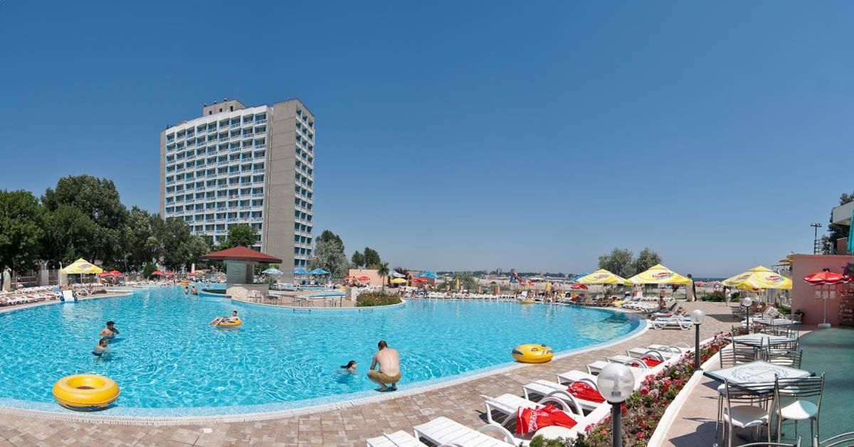 Отель Hotel Sirena Сатурн-7