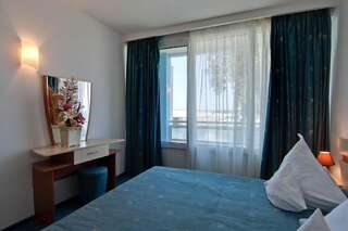 Отель Hotel Sirena Сатурн Двухместный номер с 1 кроватью или 2 отдельными кроватями-8